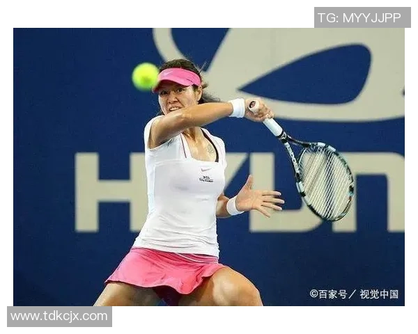 武汉网球队的默契配合与战术分析探讨